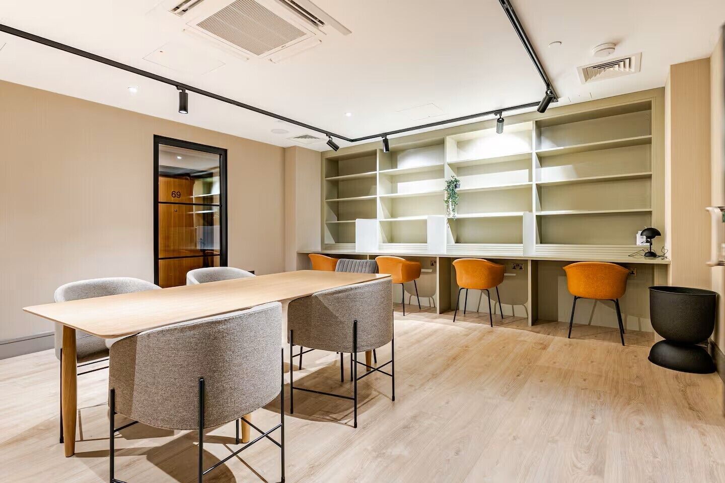 Meeting facility