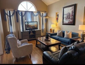 Living area - Superb 3-bedroom house with AC in charming El Paso (El Paso)