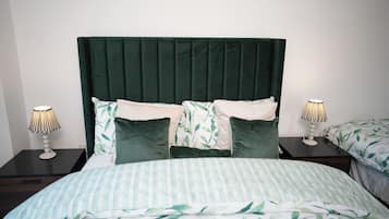 Condo, 2 Double Beds, Non Smoking, Kitchen | Free WiFi