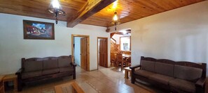 Chalet Luxe, vue jardin | Coin séjour