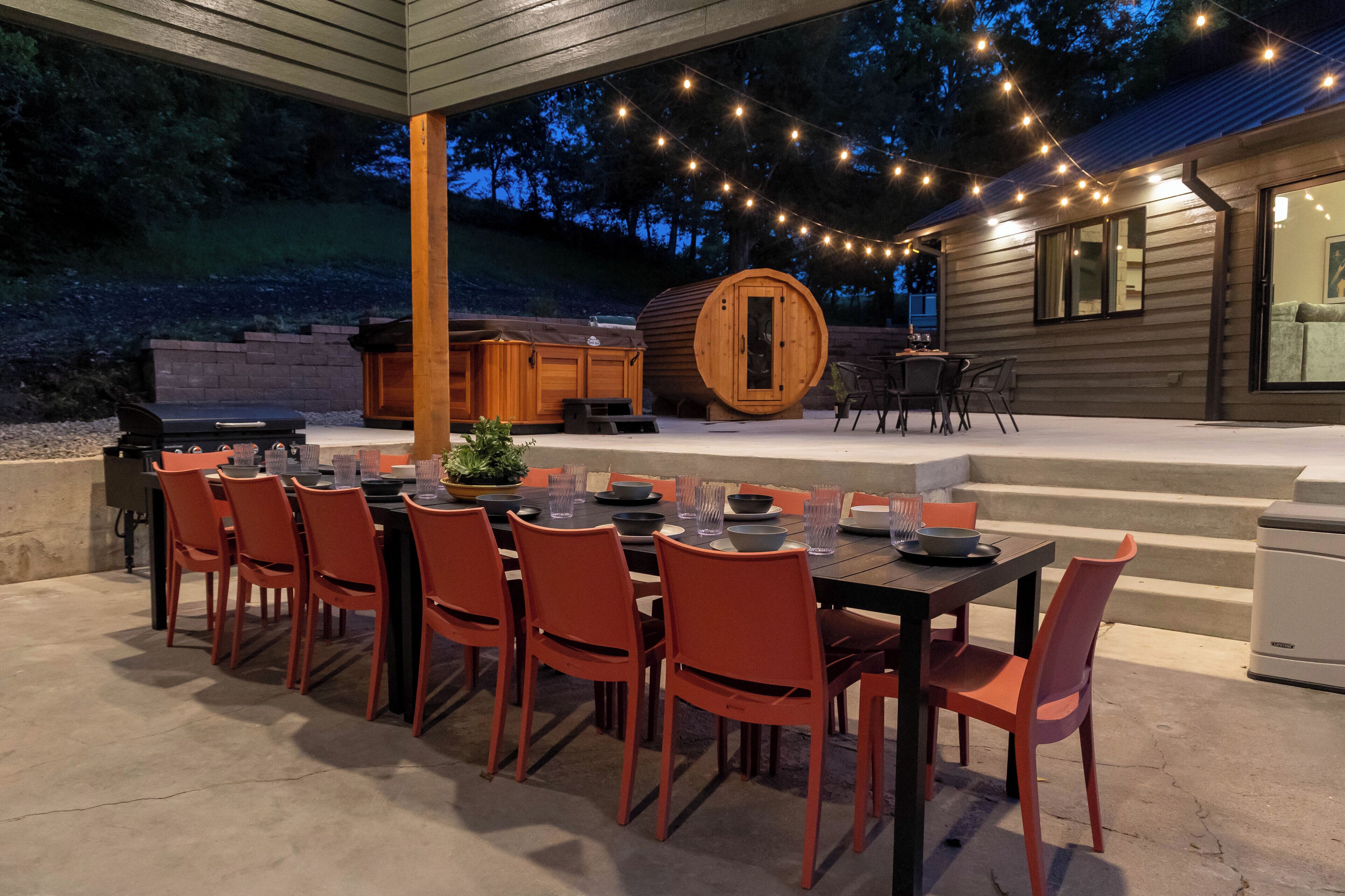 Outdoor dining