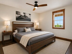 5 bedrooms, iron/ironing board, WiFi, bed sheets - New Luxury 5bed-4Bath w/ Hottub & Mtn Views-30 Min Breck (Fairplay)