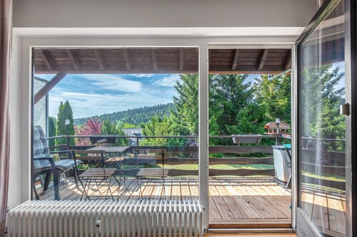 Hundefreundliches Apartment mit geteiltem Pool, Gemeinschaftsgarten und Balkon