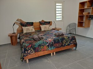 WiFi, bed sheets - Lodge beautiful nature 1,private pool, large garden.900m from the beach of grande anse (Deshaies)