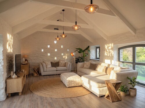 Treloggas Retreat | Luxury Cornish Escape with Private Indoor Pool & Spa