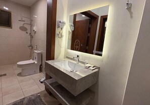 Junior suite | Badkamer | Pantoffels