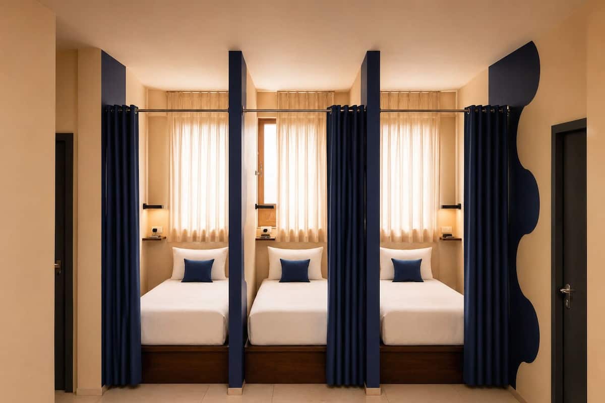 Superior Shared Dormitory | In-room safe, WiFi (free), bed sheets