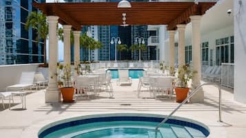 Piscina externa