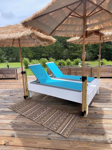 Air conditioned Glamping Tent overlooking a beautiful orchard