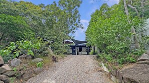 Exterior - Alma Rocks – Relax by the Coast (Arcadia)