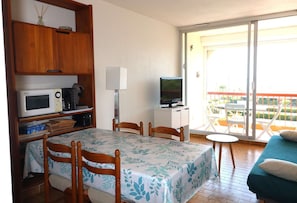 Room - 2 rooms sea view Boucanet parking beaches 200m away (LE GRAU DU ROI)