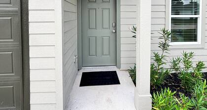 Charming 3-bedroom house in adorable Lufkin with AC