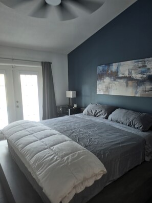 3 Schlafzimmer, Schreibtisch, Bügeleisen/Bügelbrett, kostenloses WLAN