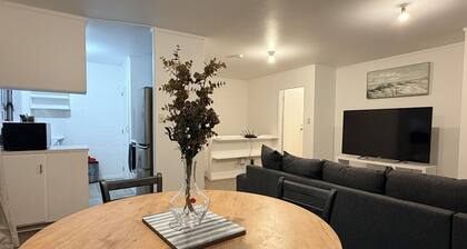 3BR Home - Walk to Train, Lynn Mall & Westgate