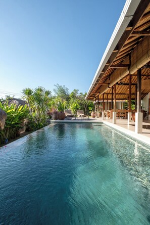 Pool - 3BR Joglo Villa • Family Gataway • Heart of Uluwatu•Private Pool (pecatu)