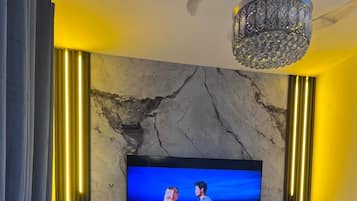 House, 3 Bedrooms, Smoking, Balcony | Room amenity