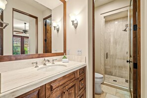 Hair dryer, towels, soap, toilet paper - Mirada Villas 4-BD Infinity Pool with Views Ritz-Carlton Nearby (Rancho Mirage)
