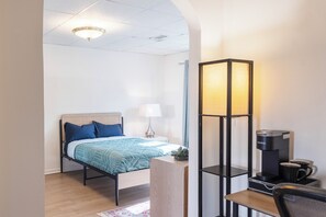 1 habitación, wifi y ropa de cama