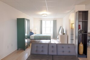 1 habitación, wifi y ropa de cama