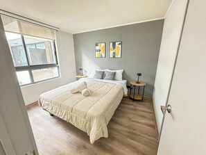 Iron/ironing board, free WiFi, bed sheets - Modern apartment in downtown Santiago | Steps from the metro | WIFI (Santiago)