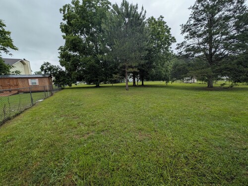 Bring the crew to this comfortable 3/2 home minutes from everything in Anniston