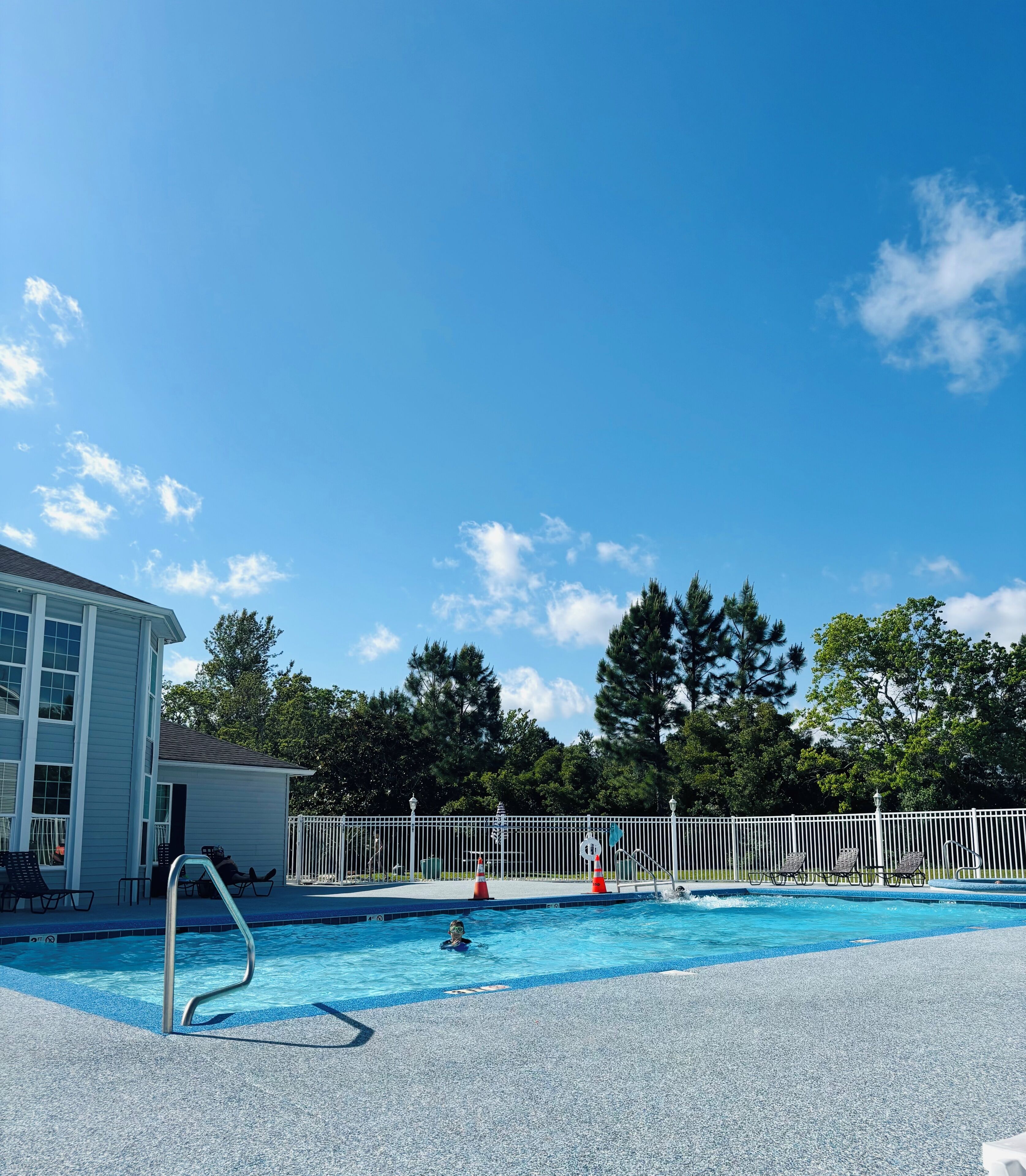 Piscine extérieure