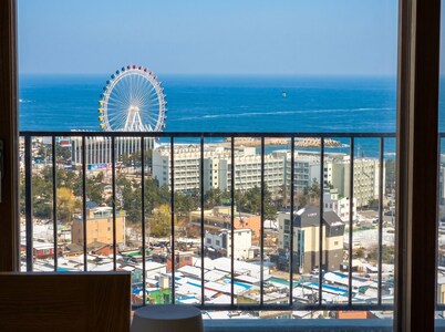 Whalezip The Bluetera Ocean Stay