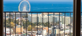 Whalezip The Bluetera Ocean Stay