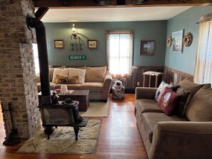 Living area - Cozy Farm Bunkhouse (New Berlin)