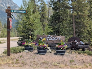 Property grounds - Alders Haven w/Priv Hot Tub, Access to Slopes (Keystone)