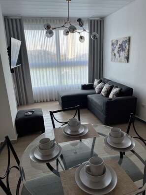 Living area - Modern, Elegant Apartment 172 (San Pedro Sula)