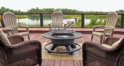Lake Seminole Retreat with Boat Slip