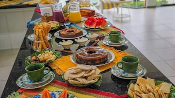 Desayuno buffet incluido todos los días