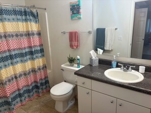 Bathroom - Charming condo in Downtown Gilbert (Gilbert)