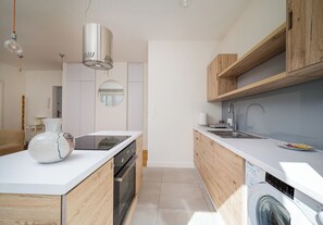 Private kitchen - Mokotowska Homely Apartment (Warszawa)