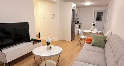 Modern 2-BR Hideaway Near Kenmount Road, 15mins to Downtown St John's