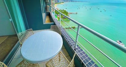 Apartment for 6 People - Oceanfront