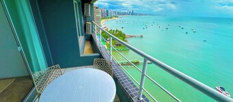Apartment for 6 People - Oceanfront