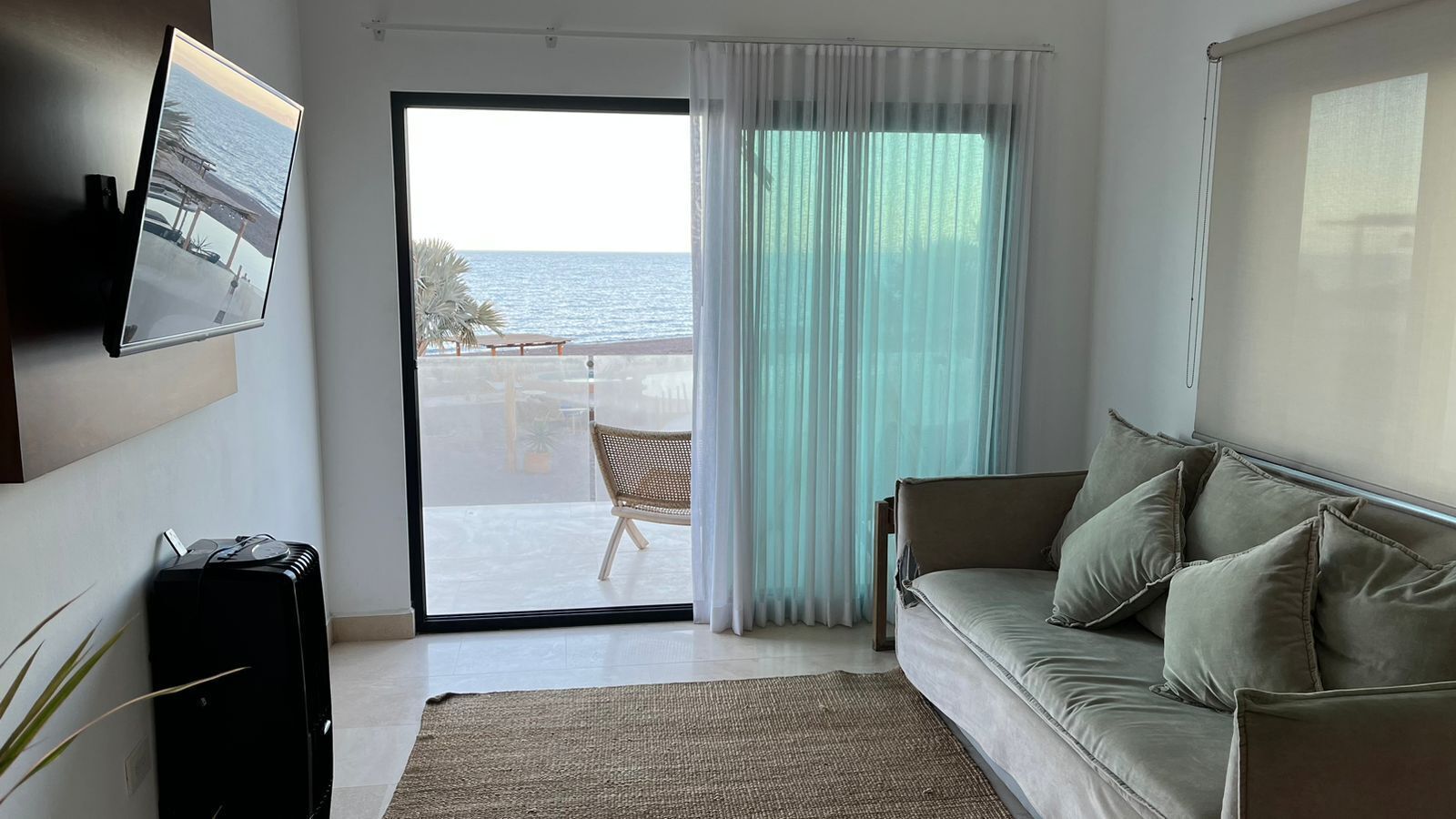 Chambre Double Deluxe, balcon, vue mer | Coin séjour