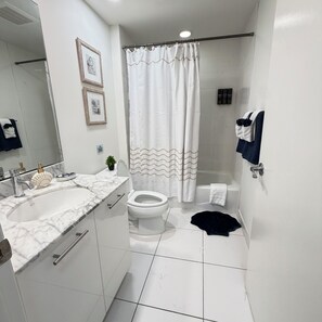 Bathroom - Vrbo Property (Fort Myers)