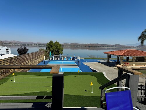 Lakefront Oasis with 2 Private Pickleball Courts, Kayaks, Gazebo, Games & BBQ