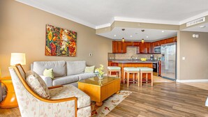 Living area - Maui Resort Rentals: Honua Kai - 2 Total Bedrooms, Gorgeous 5th Floor Ocean and Mountain Views! (Lahaina)