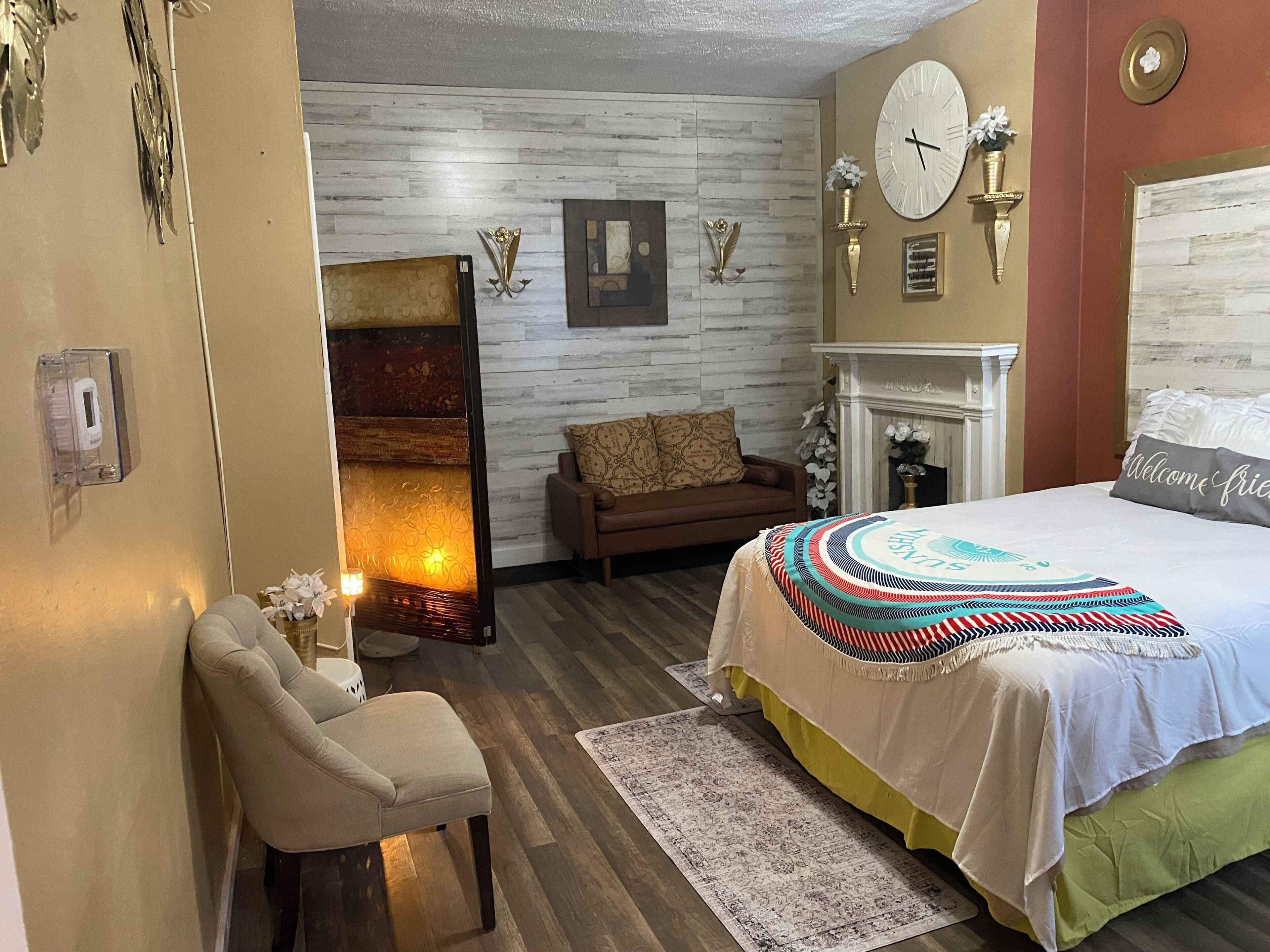 1 bedroom, iron/ironing board, internet
