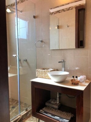 Habitación estándar doble | Baño