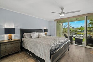 Room - Modern oceanview condo with private lanai, shared pool, hot tubs & tennis court (Princeville)