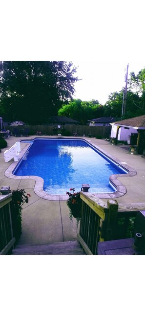Pool - World Cup Retreat Spacious Family setting (Leavenworth)