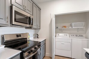 Paper towels - Cozy Modern Suite Near Convention Center! Suite #304 (Hot Springs)