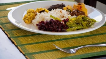 Alimentação e bebidas