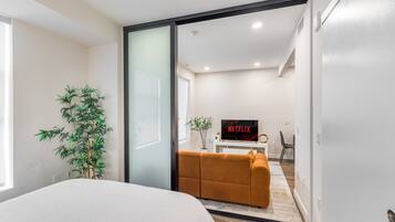 1 Schlafzimmer, Zimmersafe, Bügeleisen/Bügelbrett, WLAN