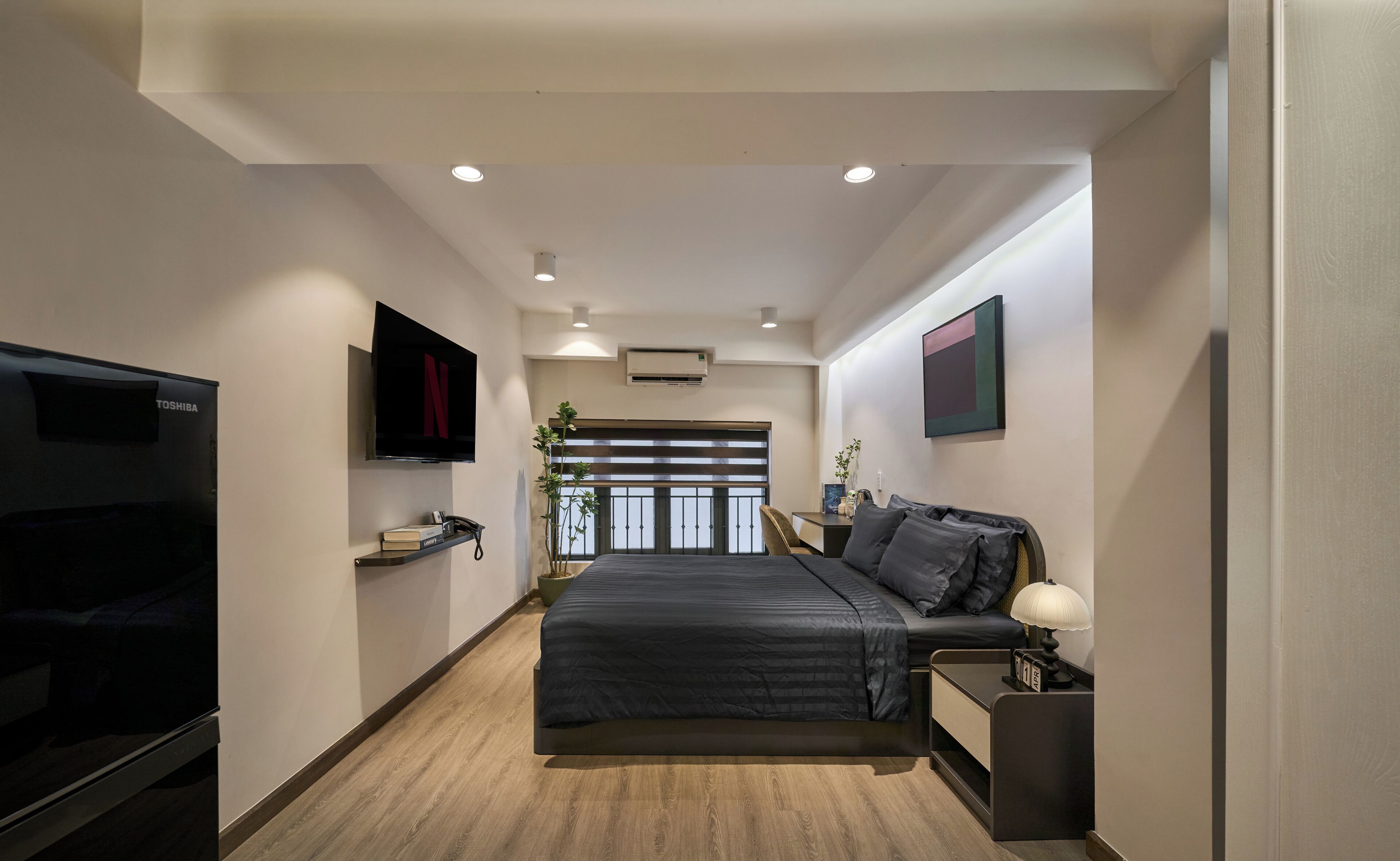 Habitación doble Deluxe, vista a la ciudad | Ropa de cama de alta calidad, escritorio y wifi gratis 